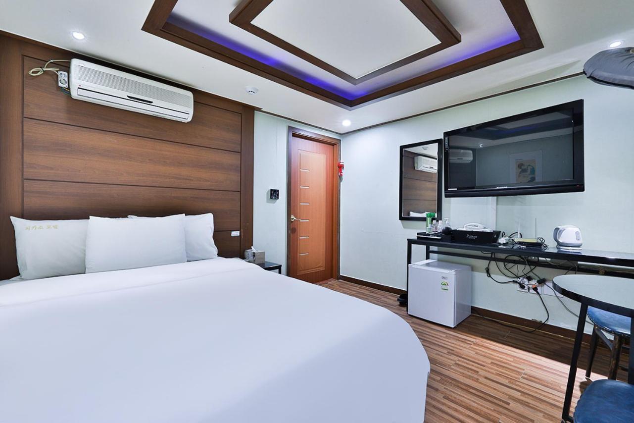 Picasso Motel Сеул Екстериор снимка